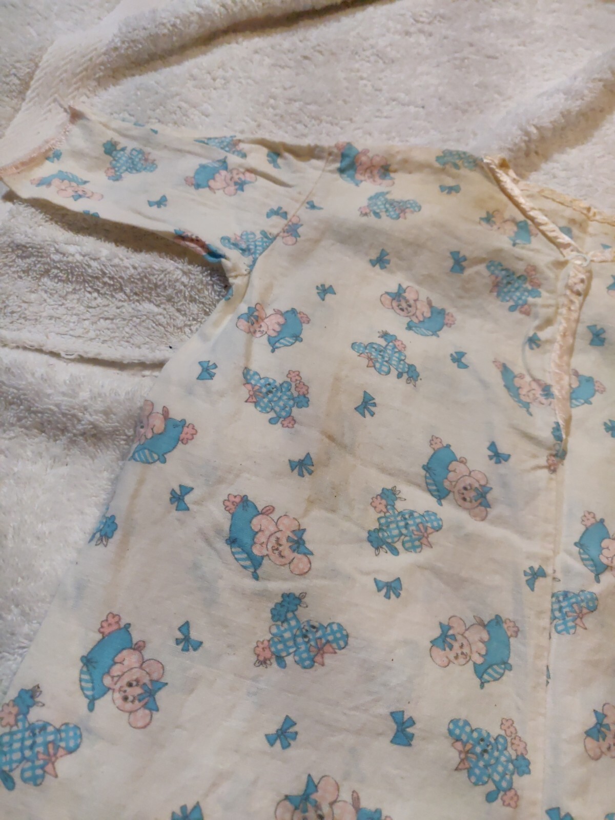 Vintage Newborn Baby Hospital Gown Gem
