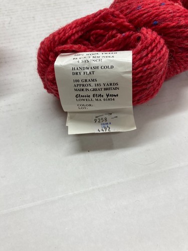 Classic Elite Kelso Wool Tweed - 2 skeins - Red tweed (Color #9258 Lot #4492) - Picture 3 of 7