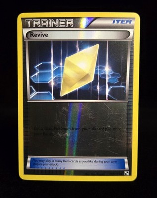 Pokémon TCG - REVIVE - 102/114 - REVERSE HOLO - BLACK & WHITE (2011) - MP