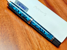 Pelikan M805 Ocean Swirl 18K Fountain Pen F Nib 🖋️