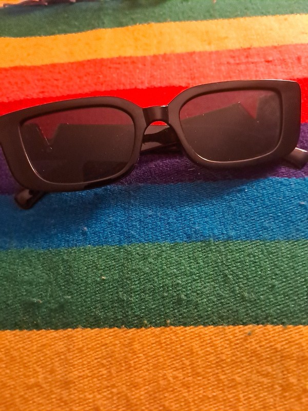 VALENTINO V-SETTE VLS166 Black VLS 166A Gold Logo Sunglasses Authentic