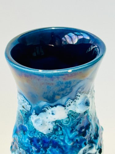 Vase Vallauris Blue Drip Lava Glaze, Souvenir of Chamonix - Bild 8 von 16