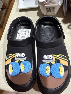 Yoki Boys Monster Truck Croc Type Shoes Size 2