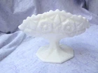 VTG MILK GLASS CENTERPIECE VASE/NAPKIN HOLDER, WONDERFUL PATTERN $45 Listed a fe