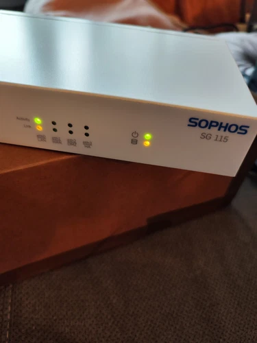 Sophos SG 115 Rev.2 4-Port Gigabit Firewall Managed, SFOS 20, Inkl. Netzteil