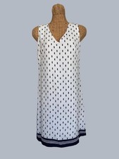 Ann Taylor White & Black Shift Dress Polyester built in lined Slip size 6