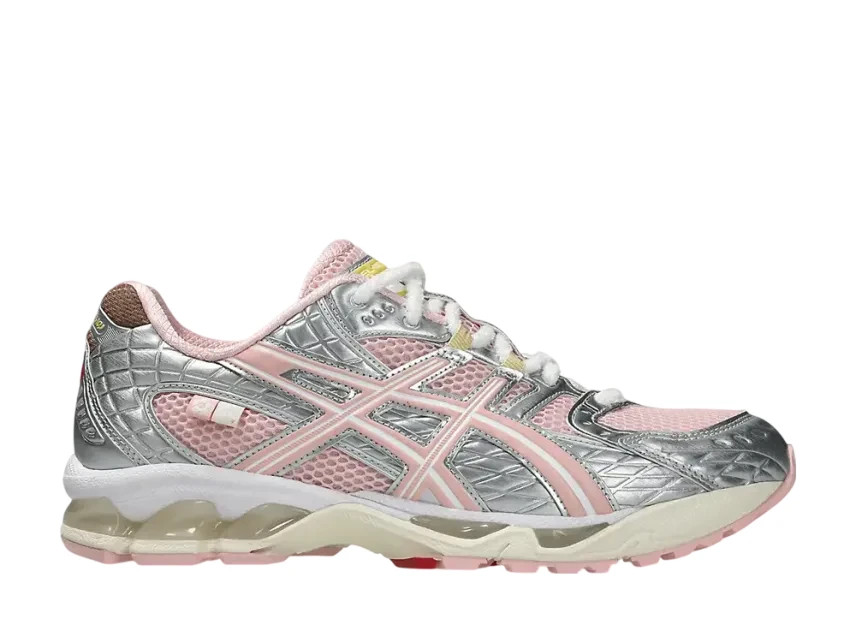 Size 8 - VANDYTHEPINK x atmos x ASICS Gel Nimbus 10.1 Strawberry