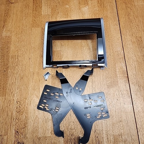 Not Complete For Parts Metra 99-7626HG NISSAN Pathfinder 2013-up Stereo Dash Kit