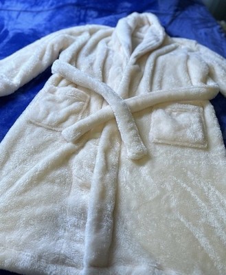 Day Dream Robe by Berkshire Homes, Size L, White, Soft & Cozy