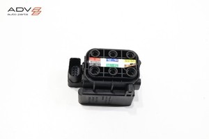 2018 - 2021 MERCEDES GLC63 AMG C253 AIR RIDE SUSPENSION CONTROL VALVE OEM