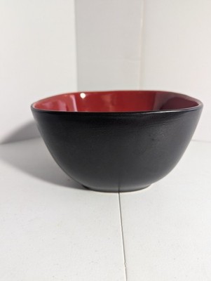 HOMETRENDS Style Large SQUARE BOWL 8 x 4.5   Black Matte with Gloss Red Inside