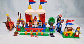 LEGO Castle: Knight's Challenge 1584 100% complete except for 2 feathers