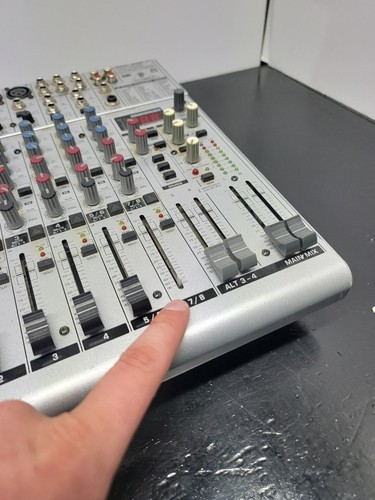 Behringer Eurorack UB1204FX-PRO Mixer - Working, - Picture 11 of 13