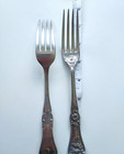 Lot of 2 Oneida GRENOBLE GLORIA SilverPlate 1906 Wm A Rogers 7-3/8" Dinner Forks