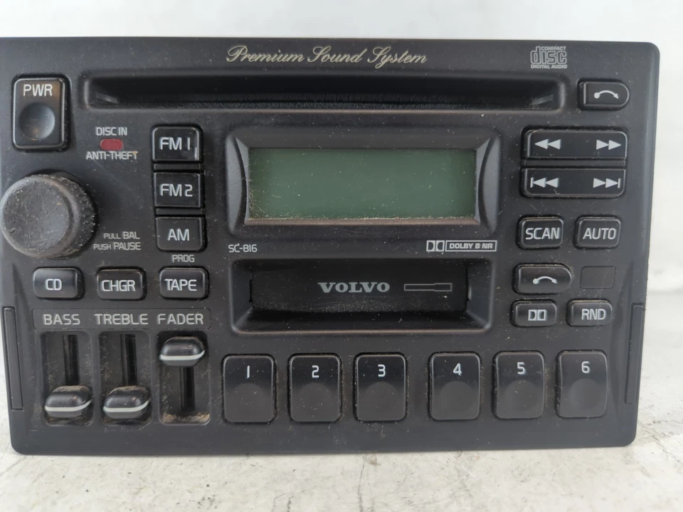 Receptor de radio reproductor de CD Volvo serie 90 Am Fm RJ450 Foto 4 de 4