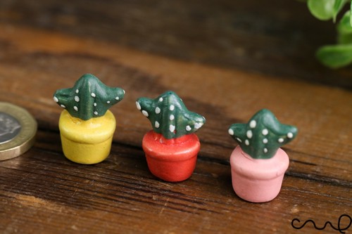 Lindas estatuillas pintadas a mano de cerámica para cactus cactus miniatura al aire libre pequeñas B - Imagen 4 de 7