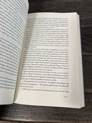 La Duquesa Paperback Book By Danielle Steel In Spanish - Foto 7 di 8