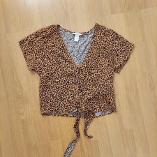 H M leopard print blouse short sleeve tie from buttons v-neck Sz 0