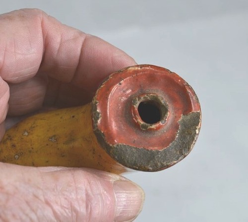 antique ink well pot glazed pottery shoe yellow/red early 17th c original - Picture 5 of 7