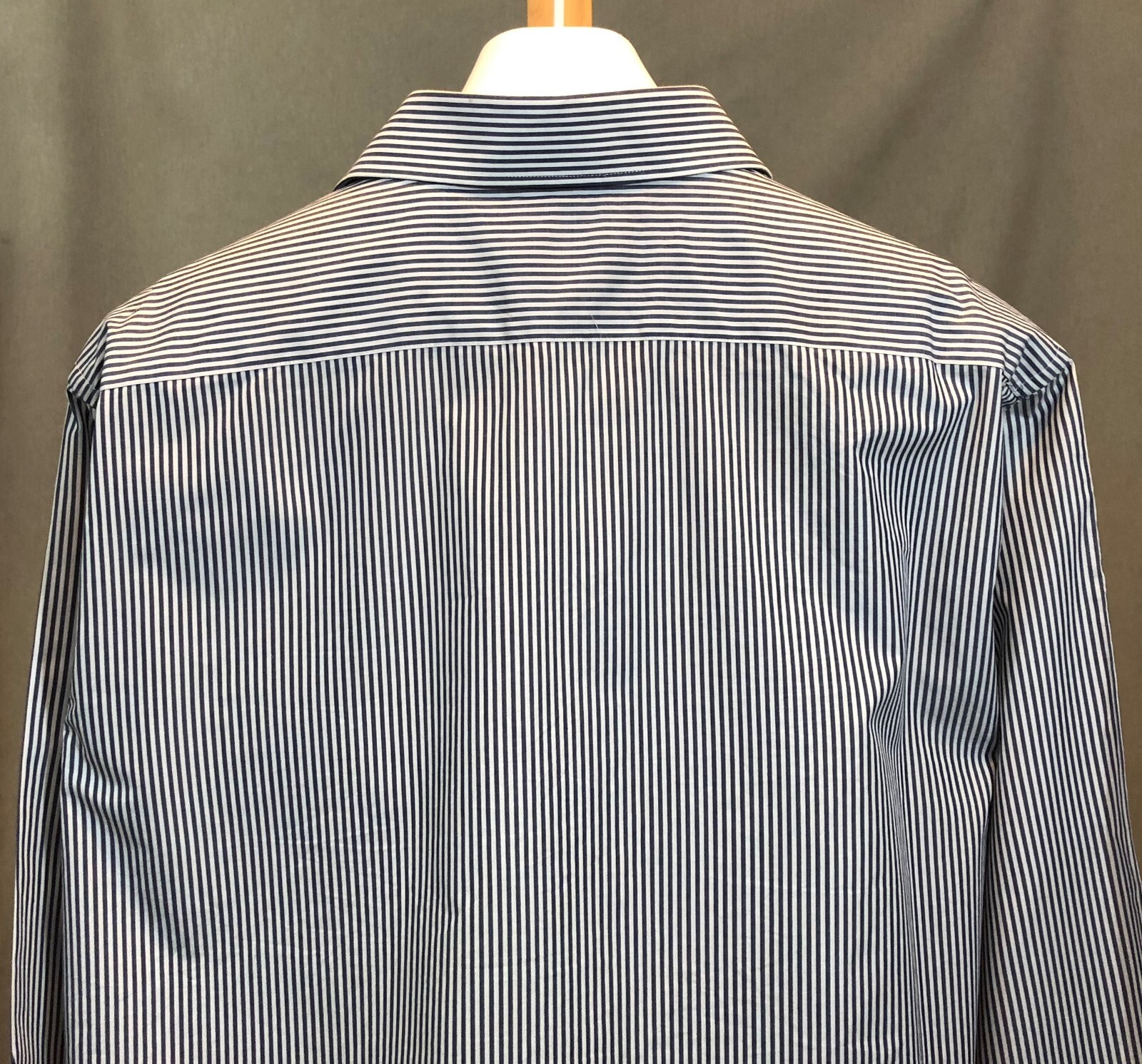 Michael Kors Mens Slim Fit Shirt Blue and White Stripe L/S~17 34/35 (XL) thumbnail 5