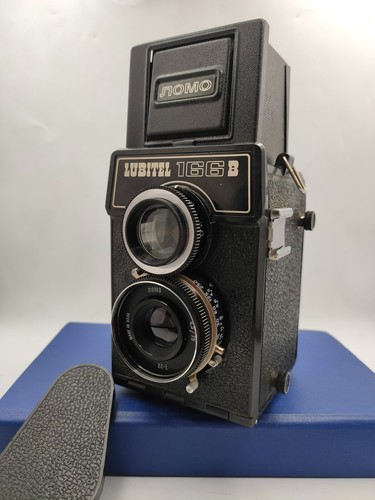 camera Lubitel 166 universal .LOMO 6x6 medium format camera