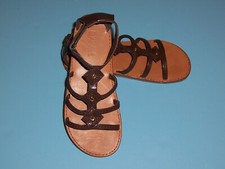 Gymboree girls "ISLAND GETAWAY" sz 2 YOUTH SANDALS...SHOES...BROWN...EUC