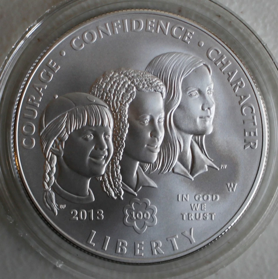 2013 W Girl Scouts Centennial UNC BU Silver Dollar US Mint Coin with Box and COA - Image 3 of 4
