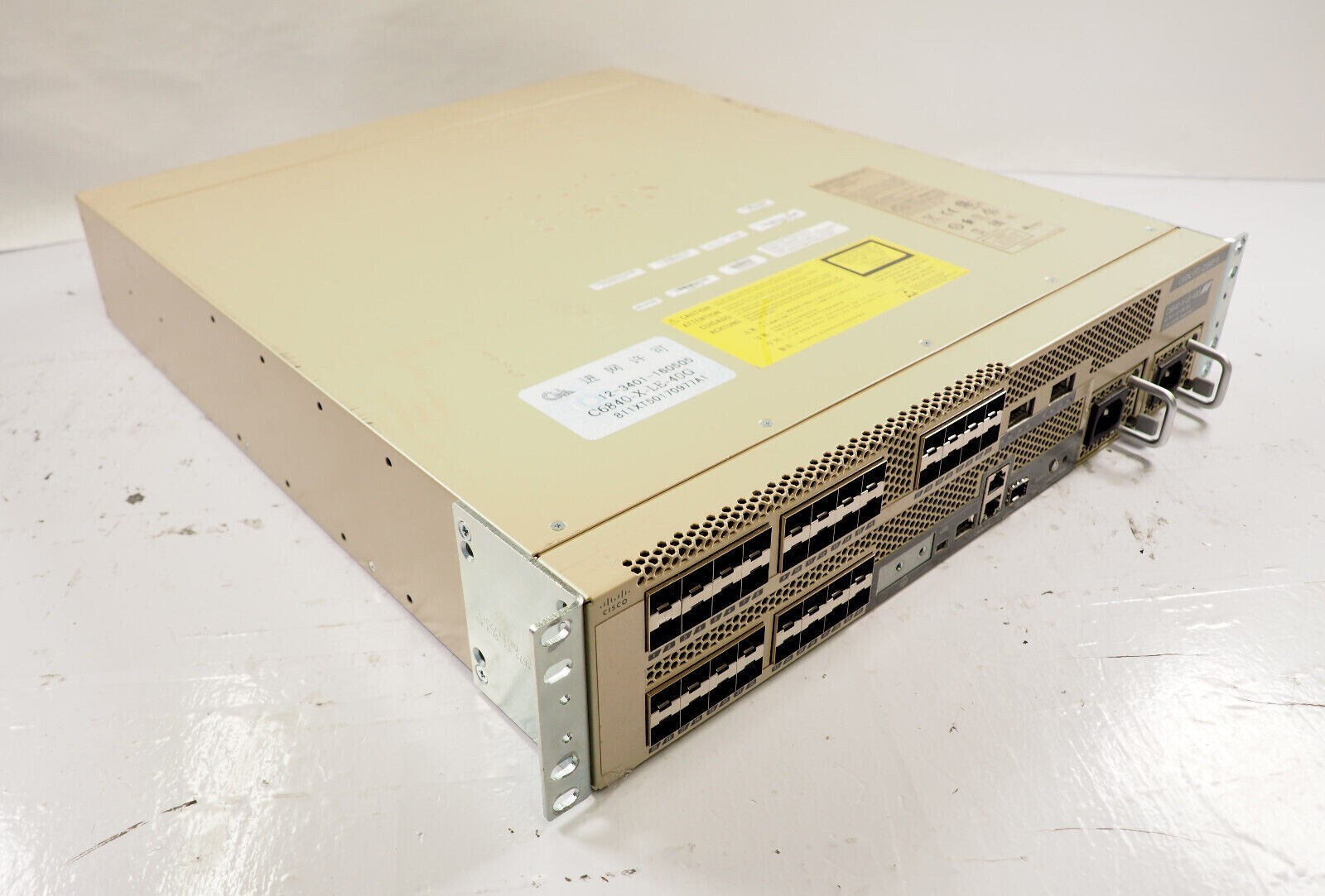 C6840 X LE 40G Cisco 40x10GE 2x40GE DUAL AC Catalyst Switch 68 5394 02