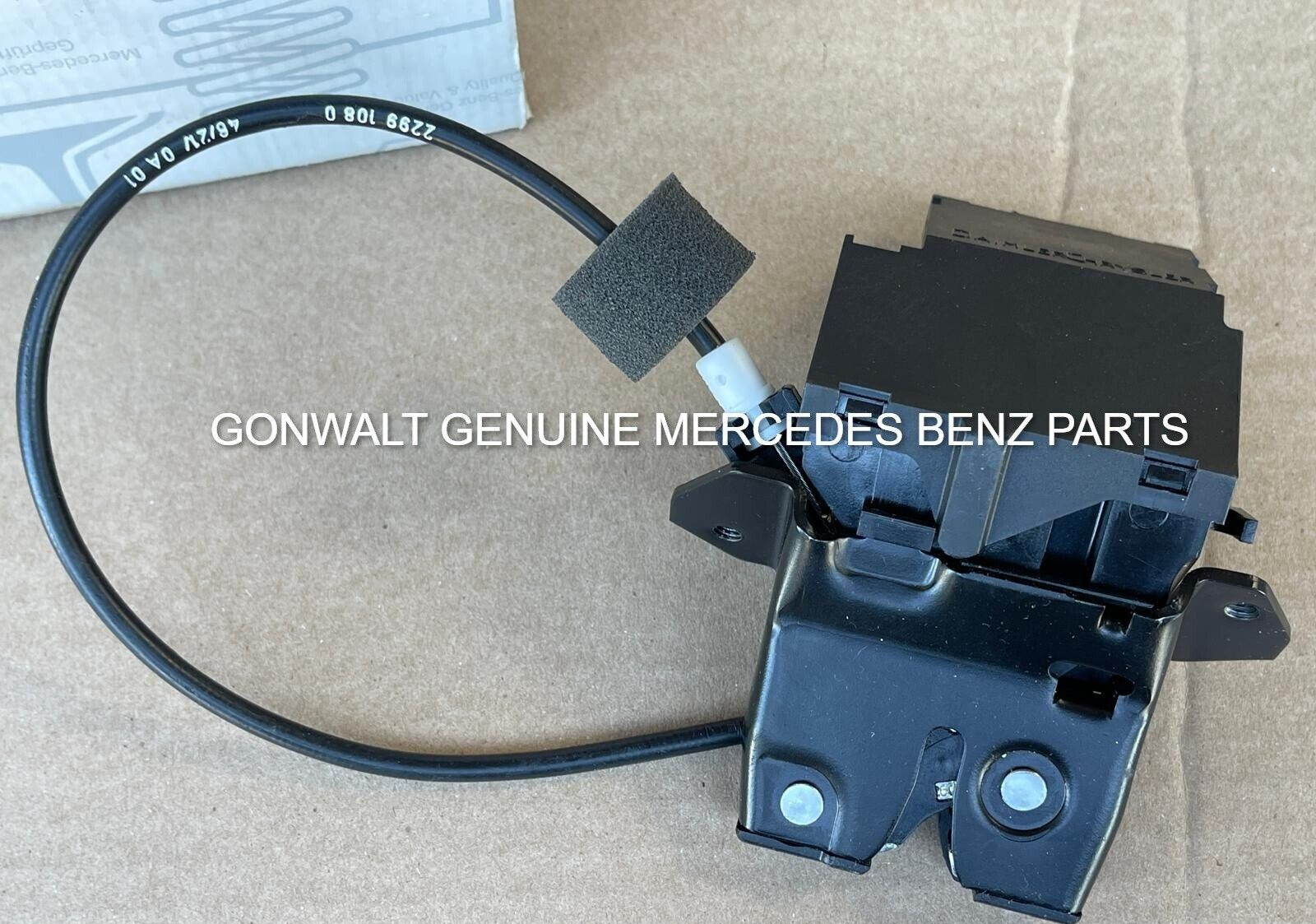Mercedes Benz SLR McLaren 2005-2009 Latch Type Trunk Lock 1717500085