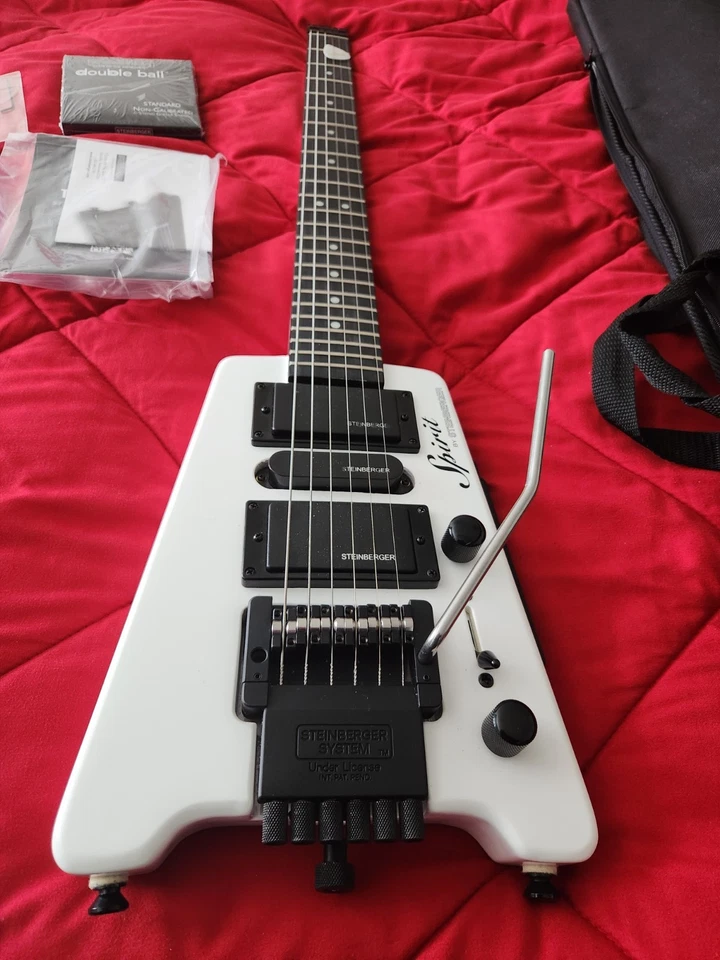 Steinberger Spirit GT-PRO Deluxe WH white Headless Guitar Electric Guitar - Image 2 of 4