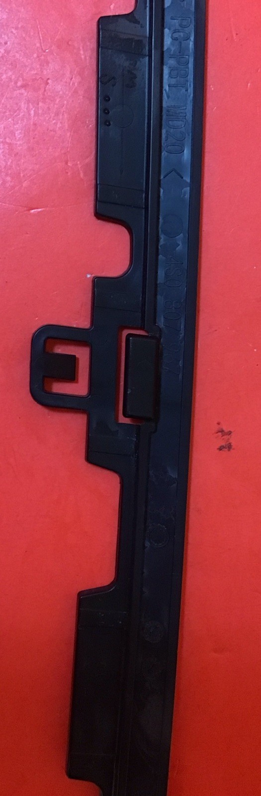 Genuine AUDI R8 4S3 4S9 4SP 4SR Strip Left 4S0807967 PT659