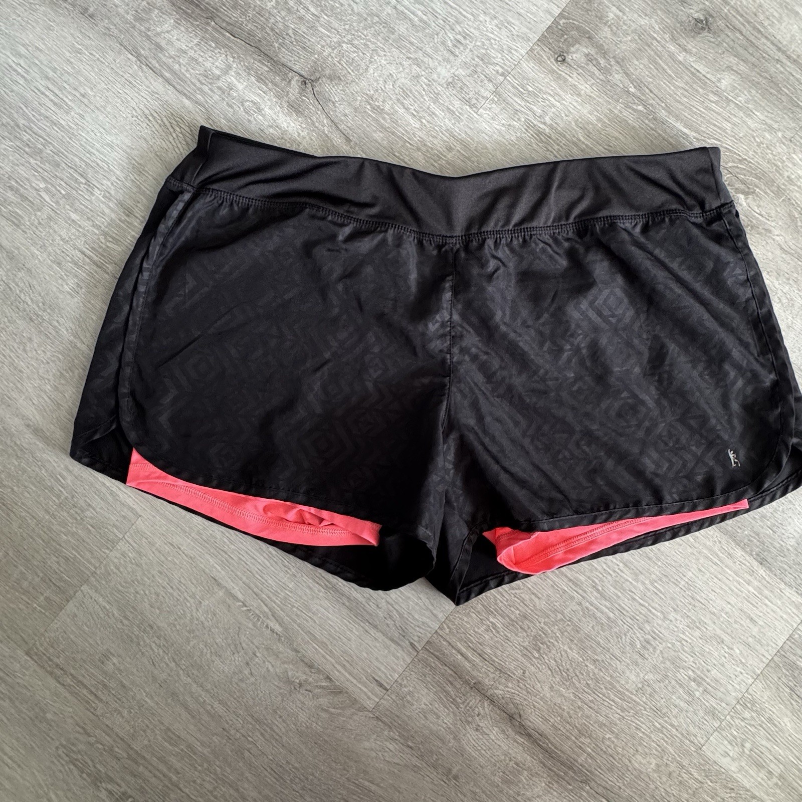 Danskin Now Women’s Athletic Shorts Black/Pink Pull-On Stretch Elastic Waist