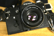HELIOS-44M-4 Lens & Zenit 11 Vintage 35mm SLR Film Camera - Excellent Condition