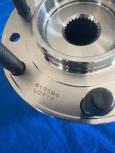 1PC Front Wheel Hub Bearing For Buick Rainier Chevy Trailblazer SSR GMC Envoy XL - Bild 6 von 8