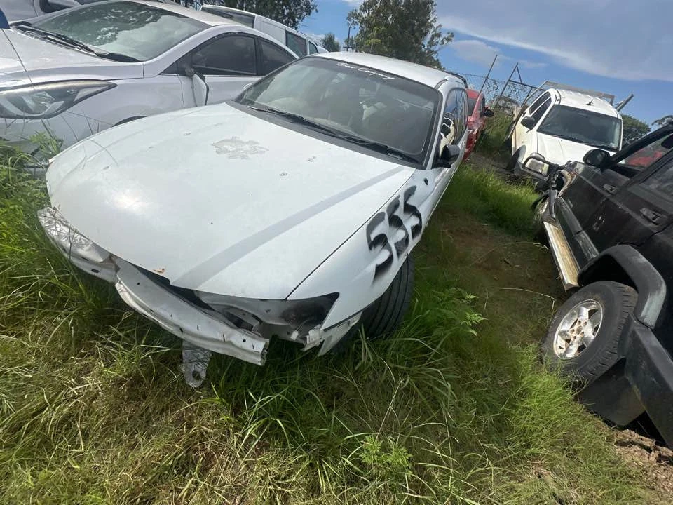 2003-2006 Holden Commodore VY VZ Right Inner Guard Lining Driver #B555 - image 3 of 4