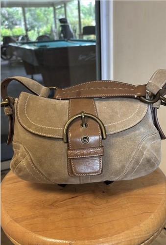 Vintage Coach Flap Schultertasche hellbraun Wildleder braun Leder Schnalle Soho D05S-9692