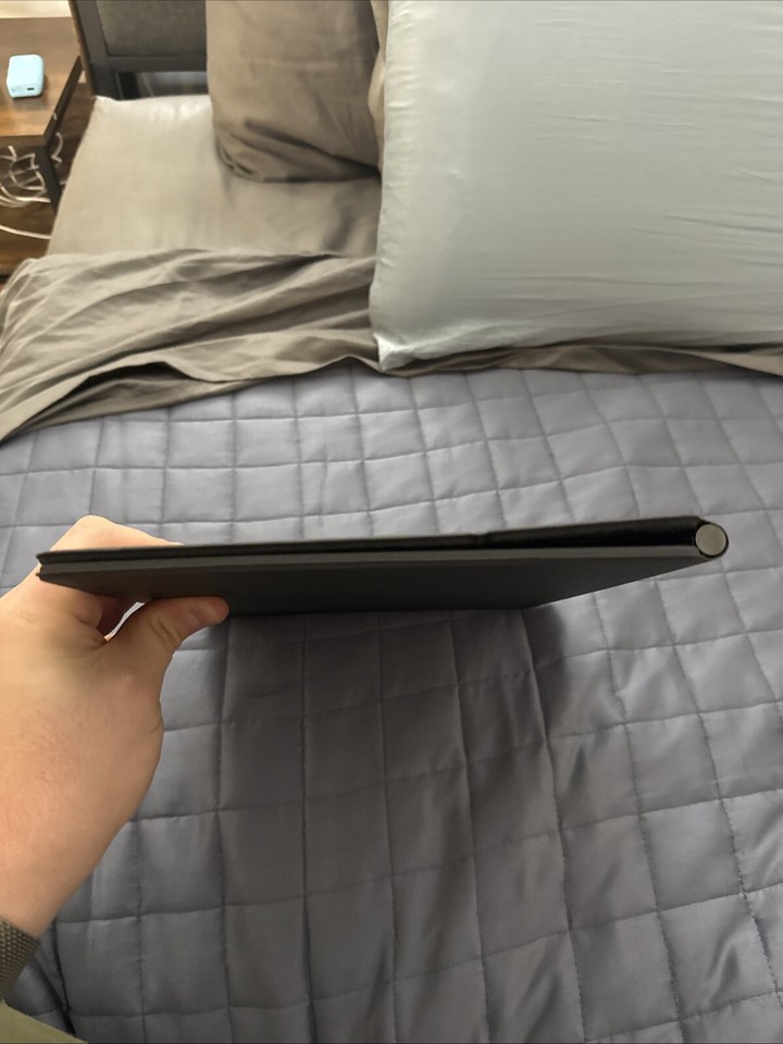 Apple Smart Keyboard Folio for 12.9inch iPad Pro 6th Gen. US English