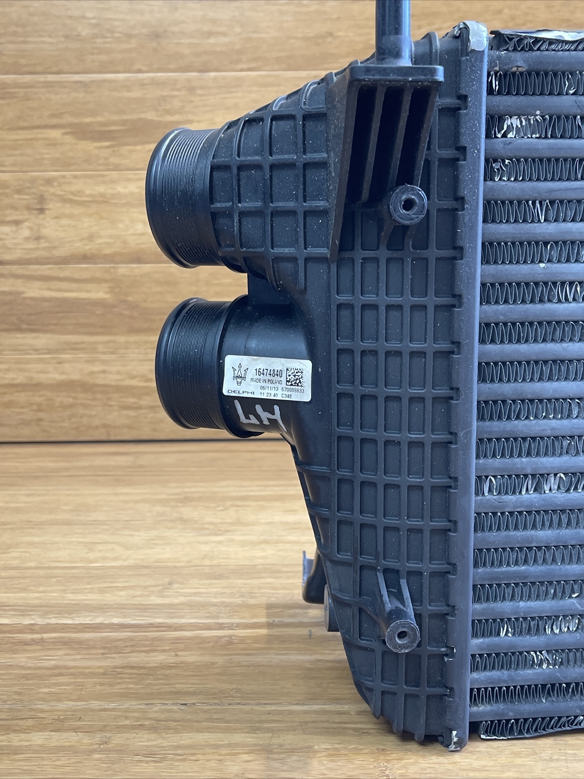 2014-2020 Maserati Ghibli Right Front Radiator Intercooler OEM *NOTE*