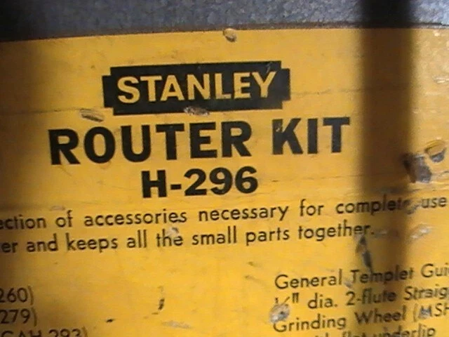 斯坦利 #H-296 路由器套件 #H260 1-1/4HP 1/4" 发动机 带 #GAH-279 底座和灯 — 第 3/4 张图片