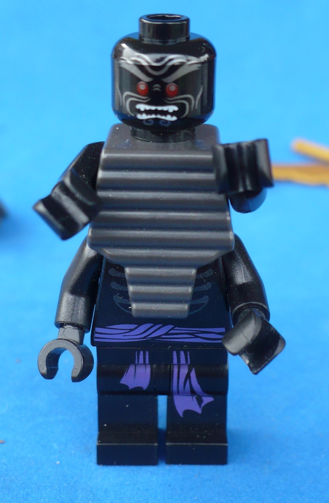 LEGO NINJAGO MINIFIGURE LORD GARMADON 4 ARMS 4 GOLD WEAPONS eBay
