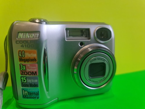 Nikon Coolpix 4100 & SD Card Good Condition - Picture 4 of 10