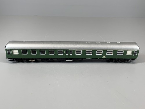 H0 ADE Personenwagen DB 1./2.Kl. DC ca.30cm / 1 E 046