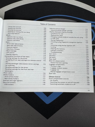 BENTLEY BENTAYGA OWNERS PACK / HANDBOOK / MANUAL 2020-2024 (2023)!! - Picture 7 of 13