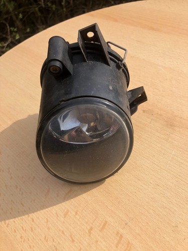 VW Polo 9N Scheinwerfer links Nebelscheinwerfer 6Q0941699 von Baujahr 2002-2009