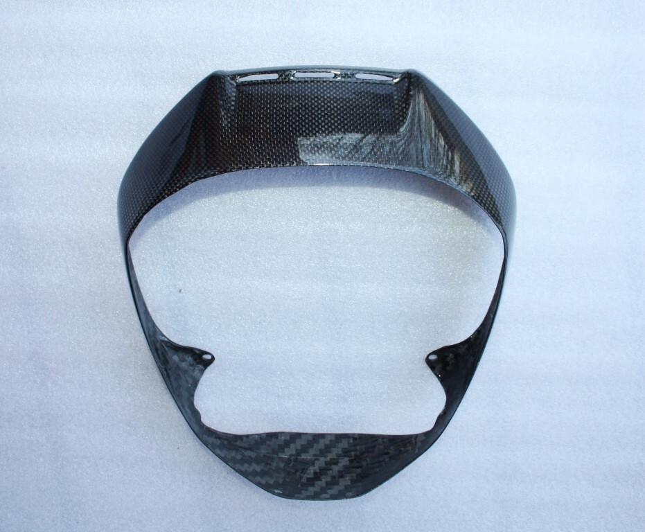 Contour de phare Ducati XDiavel carbone brillant pour habillage et personnalisation de l'optique