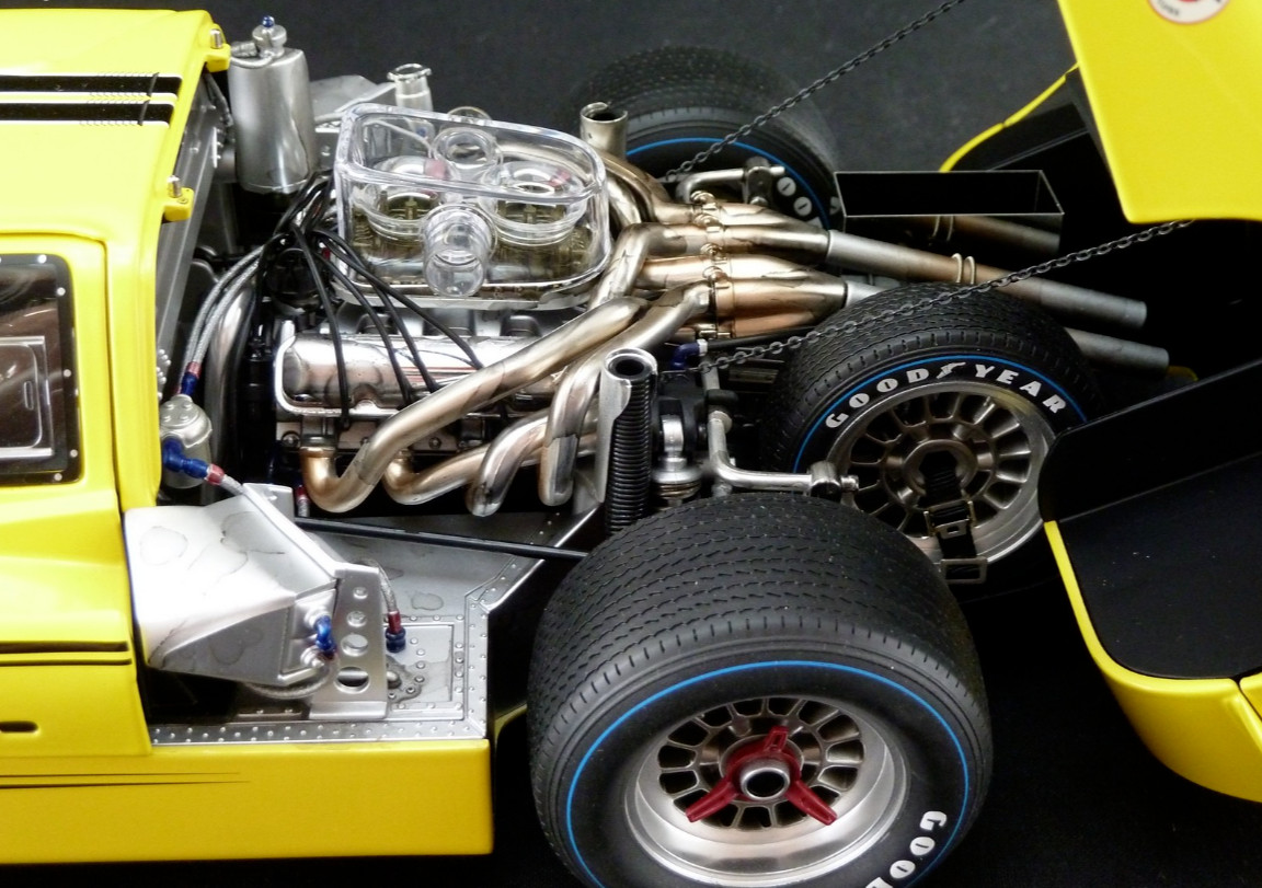 Ford GT40 w/Wire Wheel Rims/V8 Engine/Custom Metal Body 1:12 LARGE SCALE MODEL