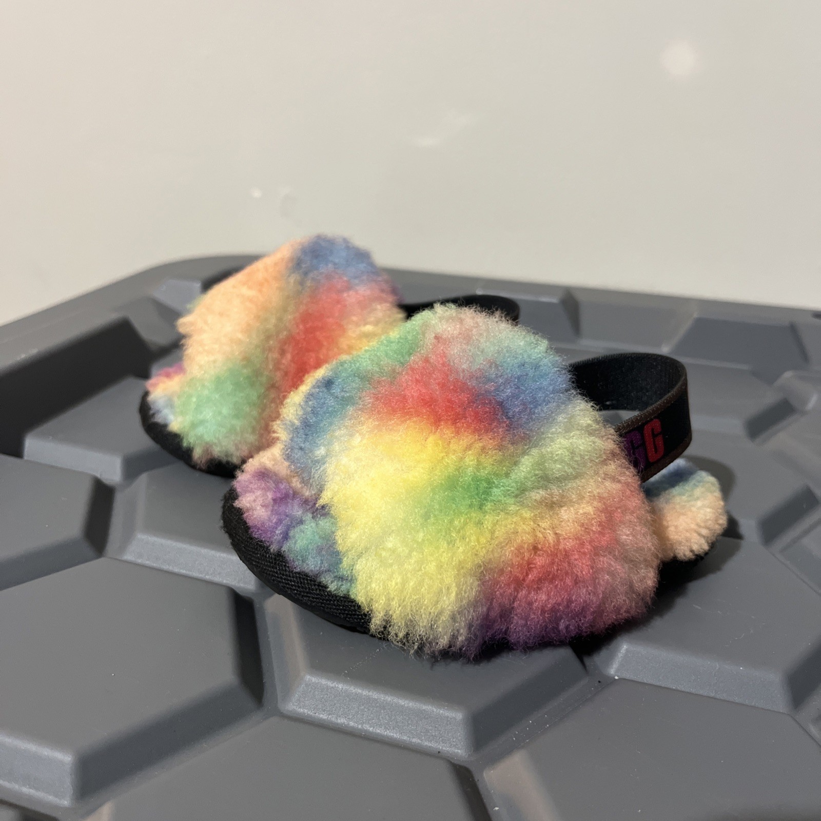 Size 6 Infant/Toddler Ugg OH-YEAH TD Fuzzy Slingback Slipper Slides Rainbow
