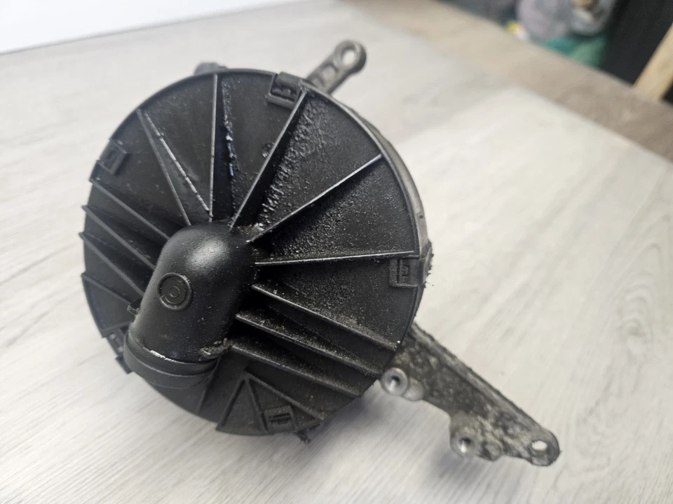 Bomba de fumaça de injeção de ar Mercedes-Benz CL550 C216 W216 M273 fabricante de equipamento original - Imagem 2 de 4