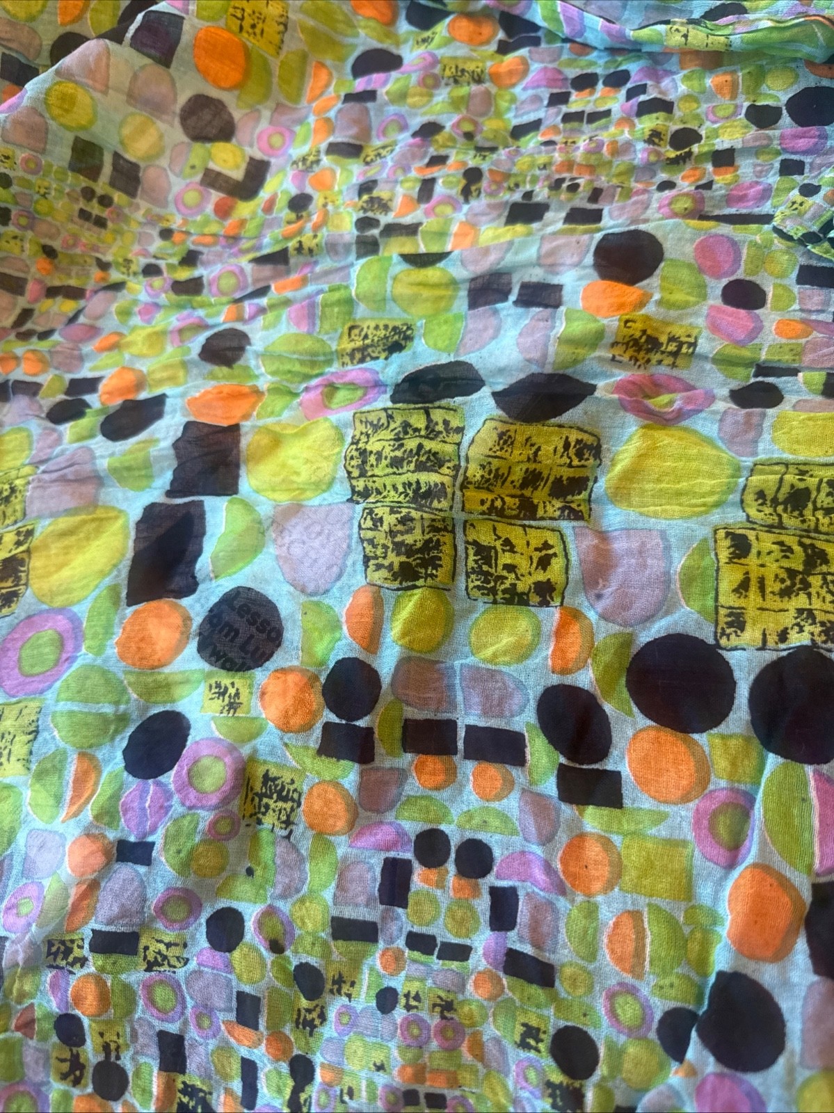 Retro-Inspired Abstract Geometric Pattern Crinkle… - image 5