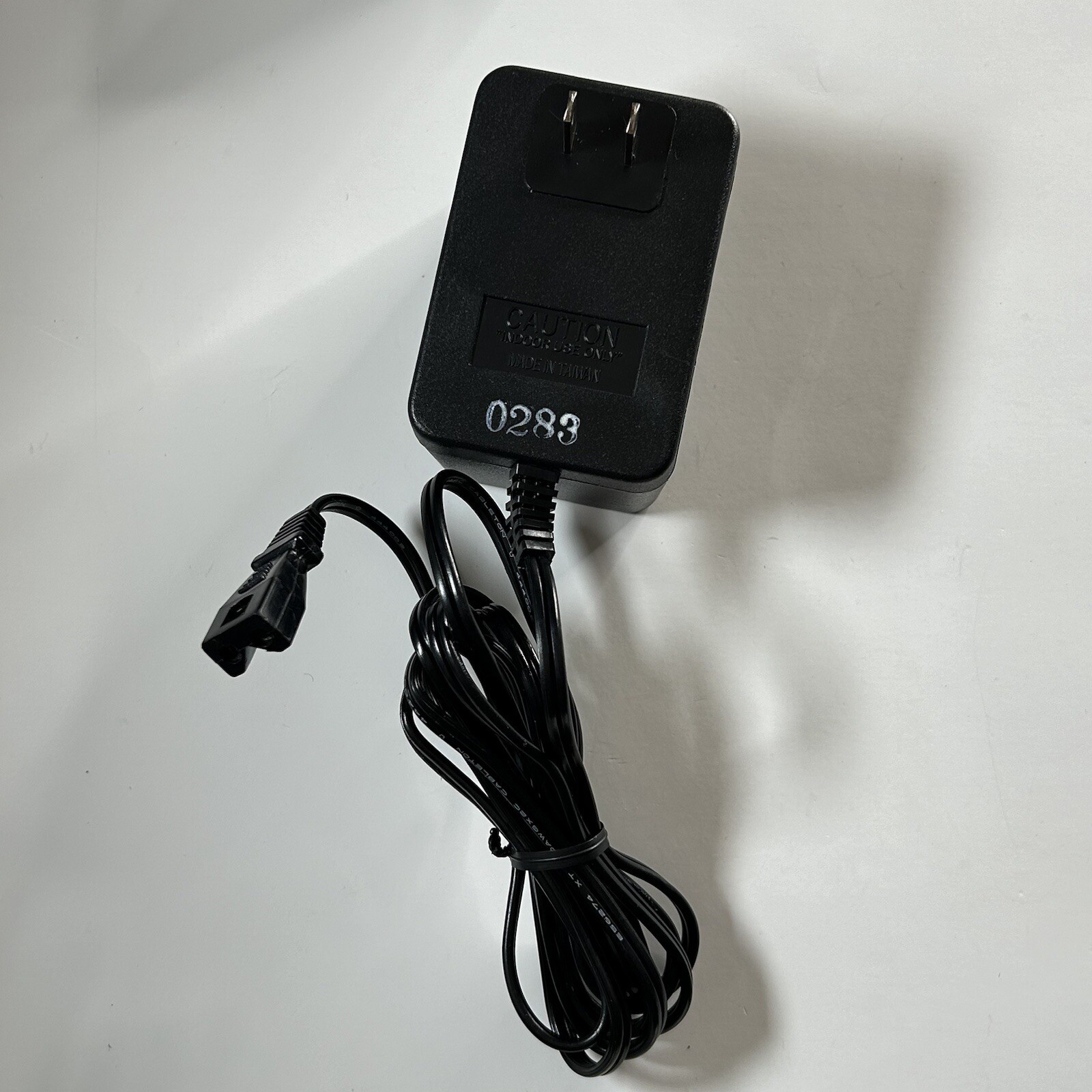 SINGER Tiny Tailor Sewing Mending Machine M100a Power Supply Adapter